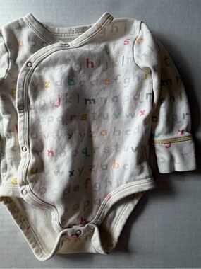 Pehr Baby Organic Cotton Alphabet Wrap Bodysuit 6-12M
